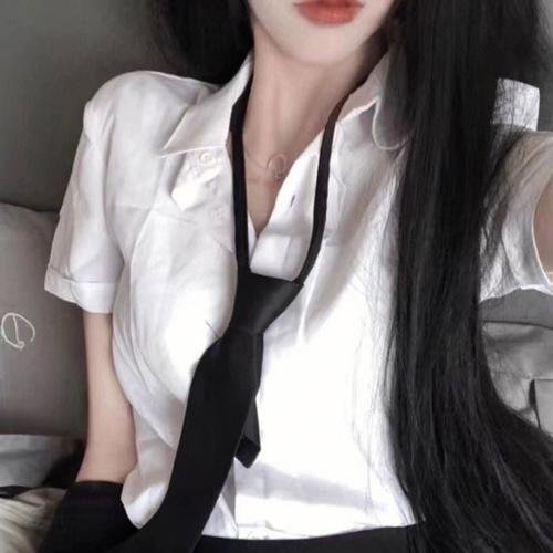 龙月